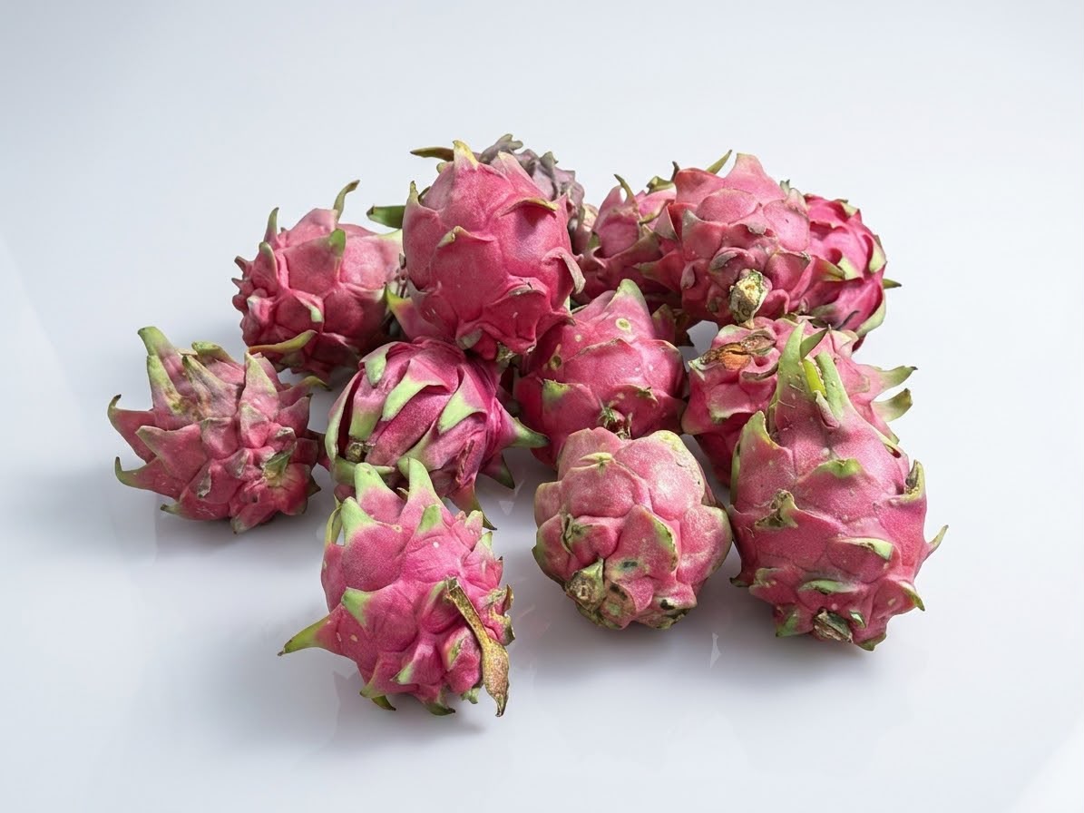 Fresh Organic Dragon Fruit - 1 KG